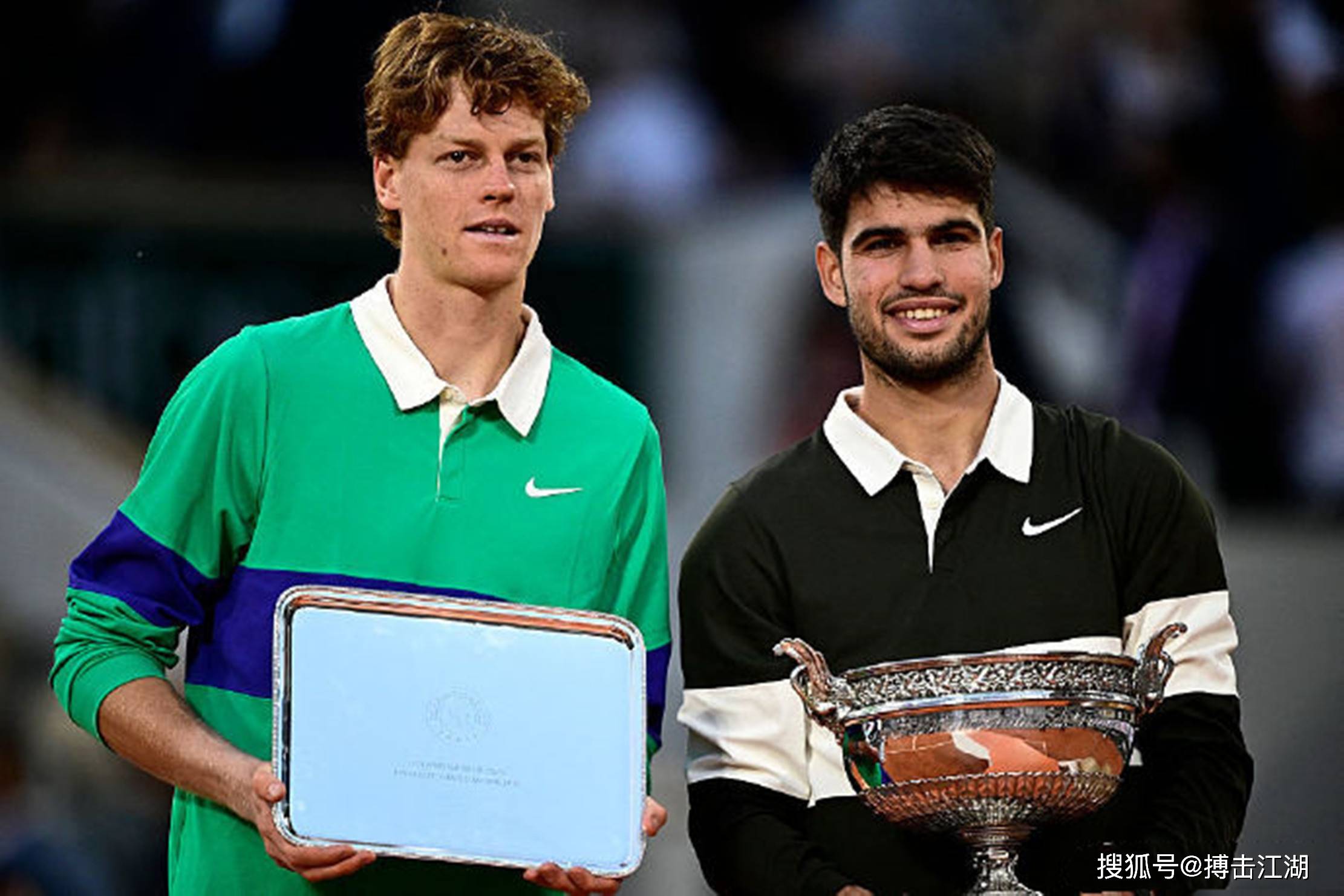 有着坚固的 有着坚固的