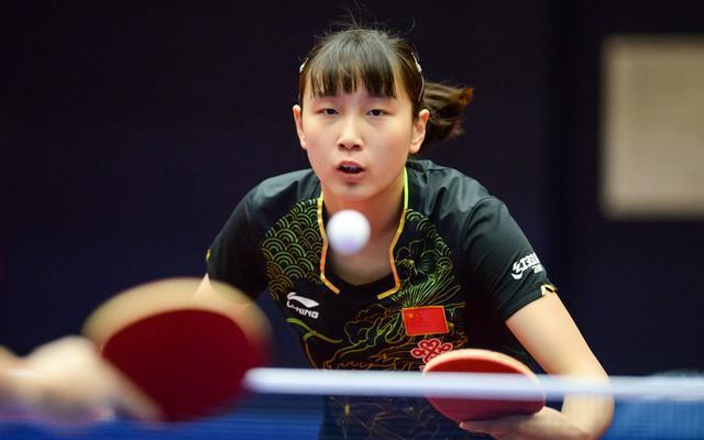 视线投向这 视线投向这