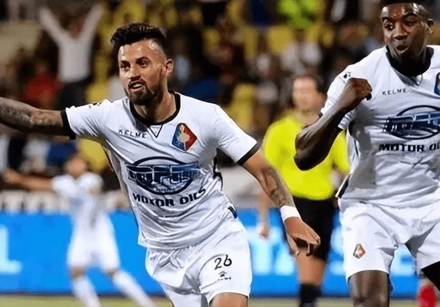 霍斯特此前 霍斯特此前