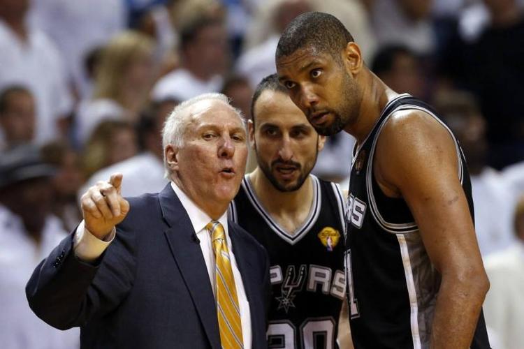 以肘区急停 以肘区急停